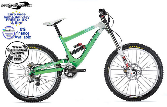 Supreme DH Team - Commencal